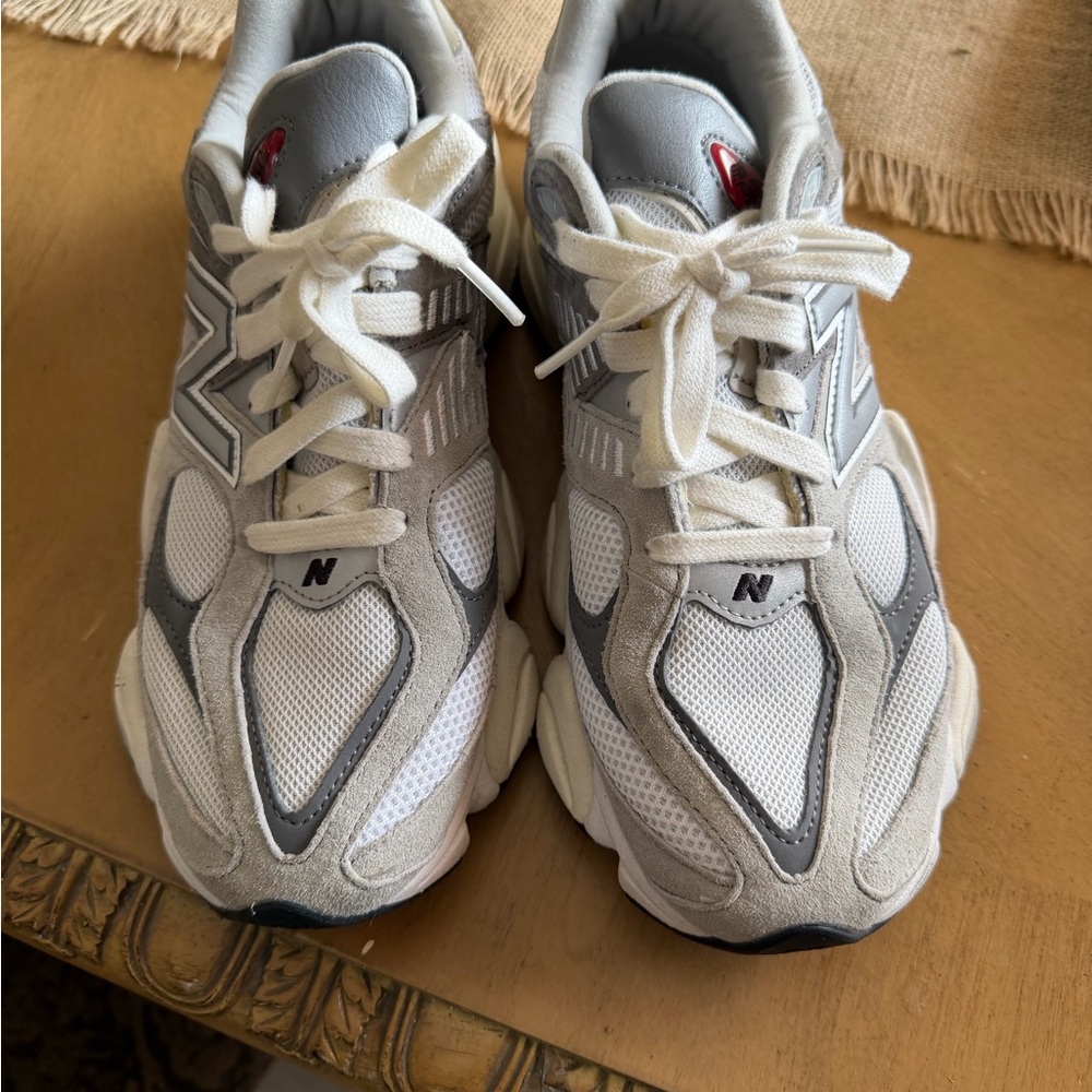 New Balance 9060 Gray Sneakers size 8.5 men